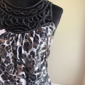 Small cheetah/leopard metallic print top